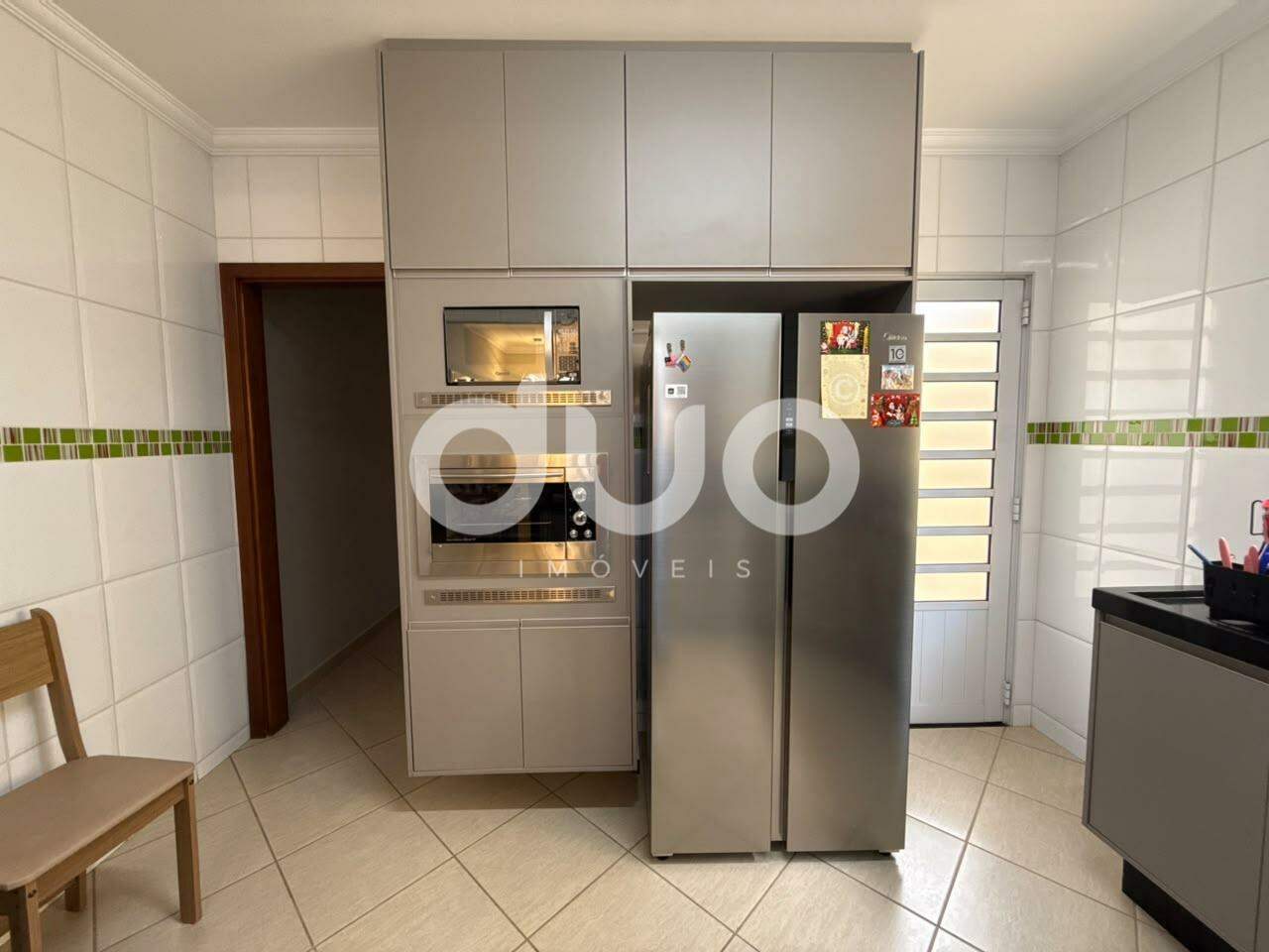 Casa à venda no Castelinho: 