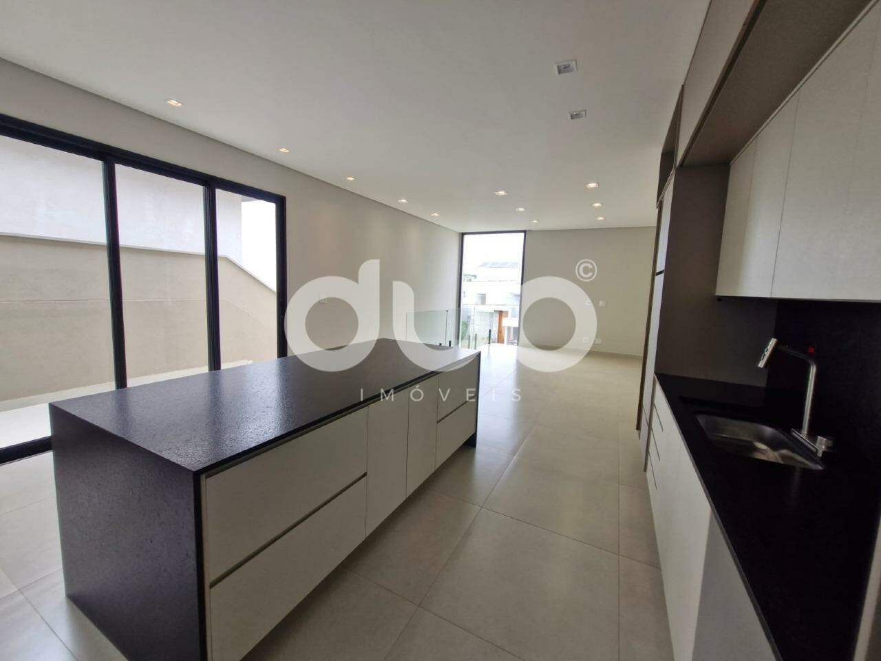 Casa em Condominío à venda no Santa Rosa: 