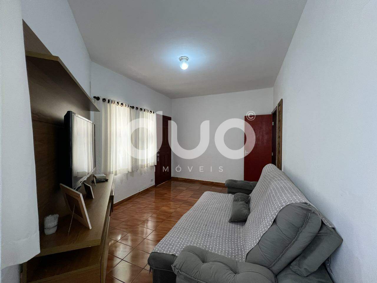 Casa à venda no Jardim Itapuã: 
