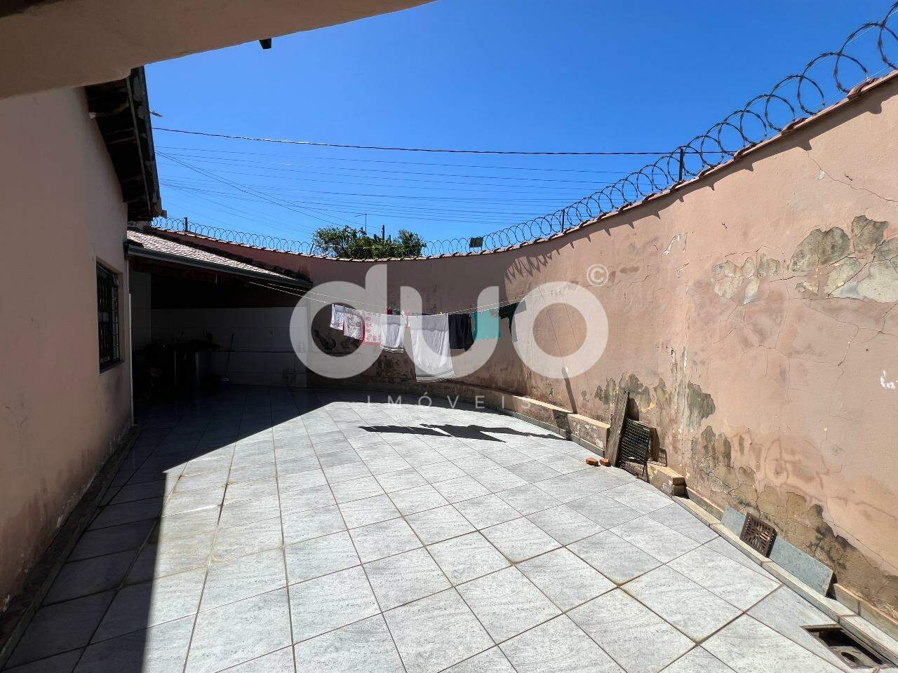 Casa à venda no Jardim Itapuã: 