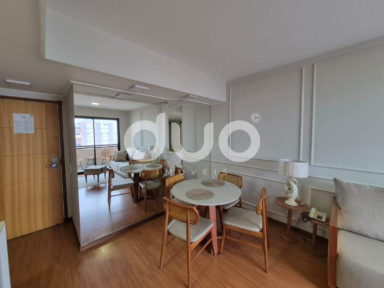 Apartamento para aluguel no Centro: 
