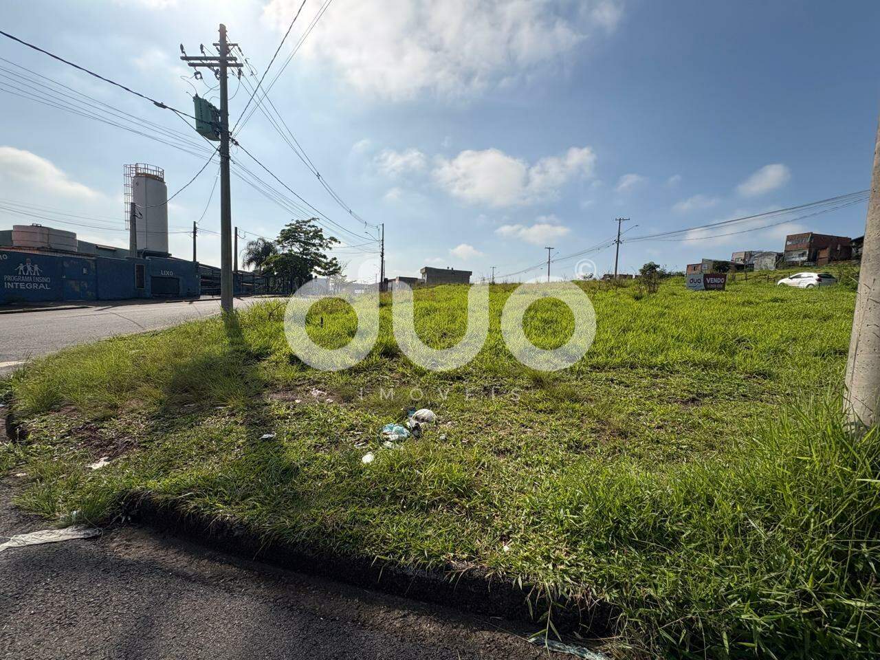 Terreno à venda no Jardim dos Manacás: 