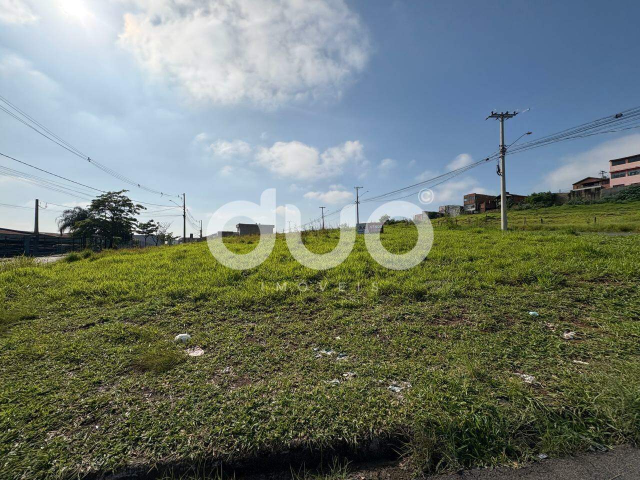 Terreno à venda no Jardim dos Manacás: 