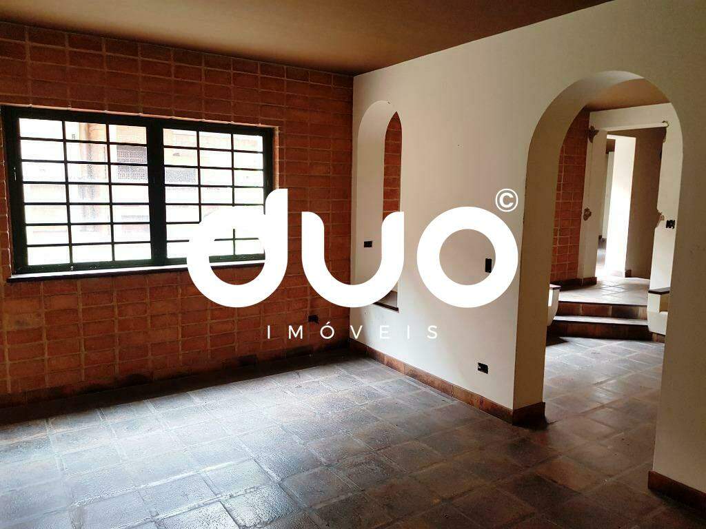 Casa à venda no Centro: 
