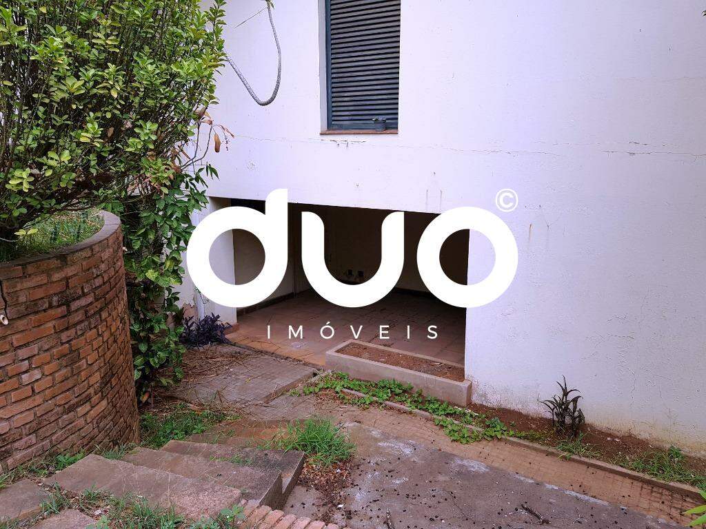 Casa à venda no Centro: 