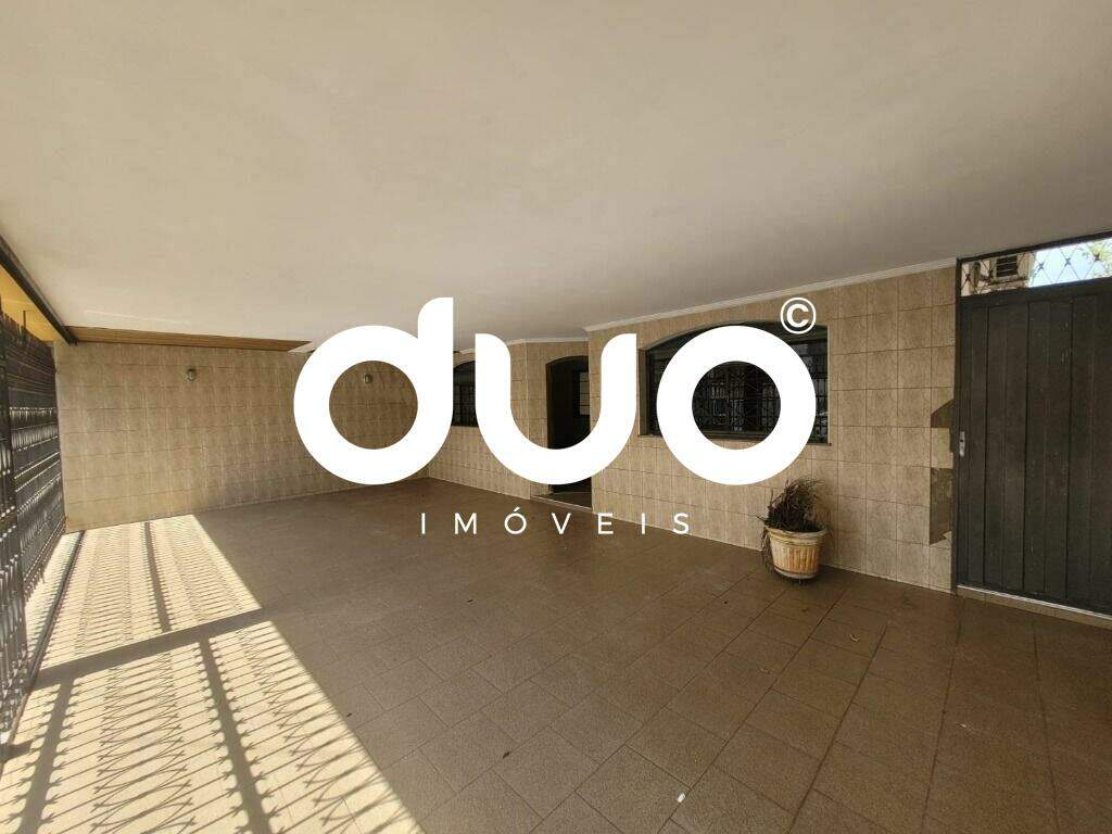 Casa à venda no Centro: 