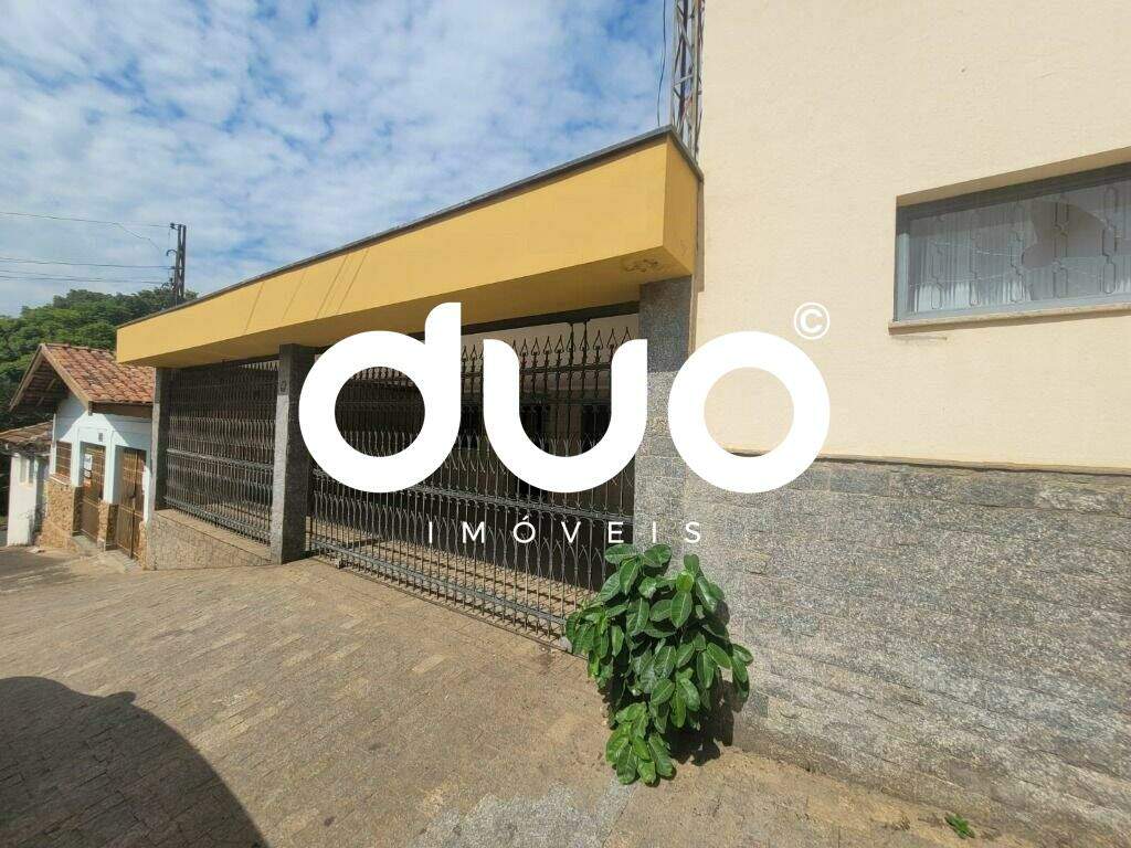 Casa à venda no Centro: 