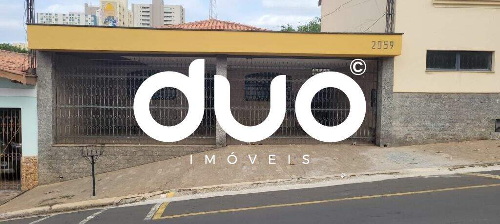 Casa à venda no Centro: 