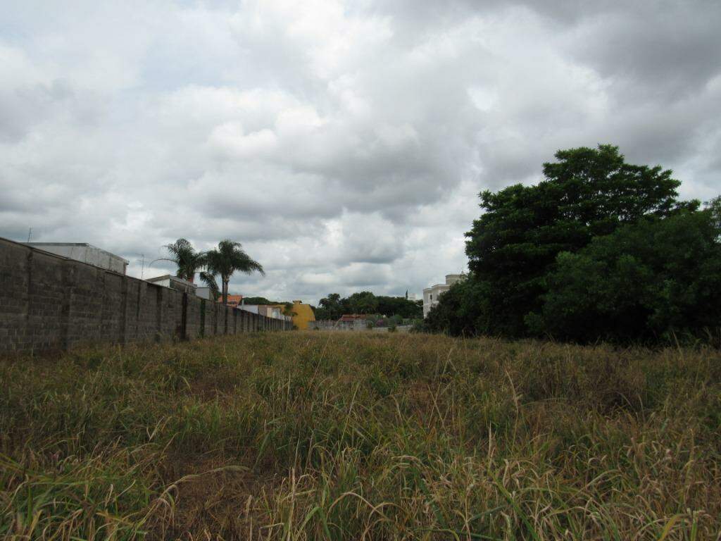 Terreno à venda no Dois Córregos: 
