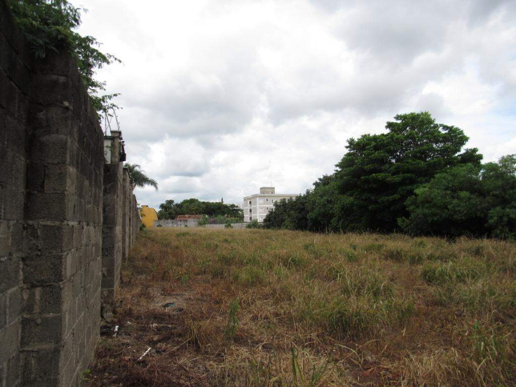 Terreno à venda no Dois Córregos: 
