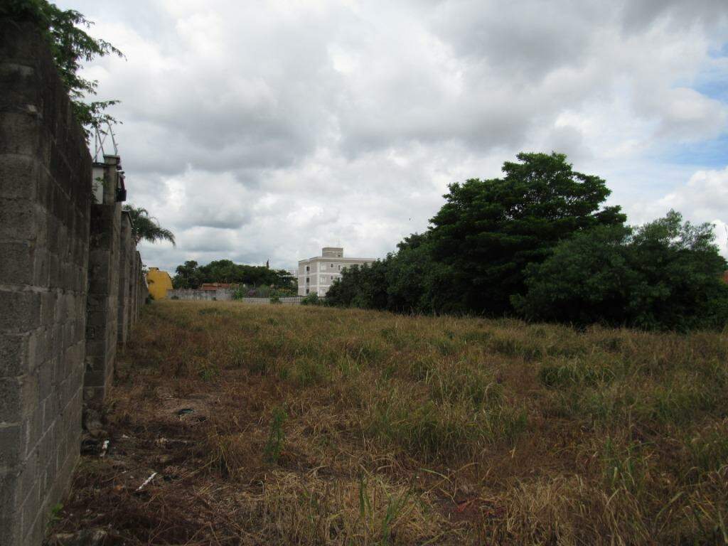 Terreno à venda no Dois Córregos: 