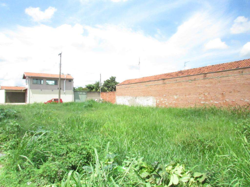 Terreno à venda no Jardim São Francisco: 