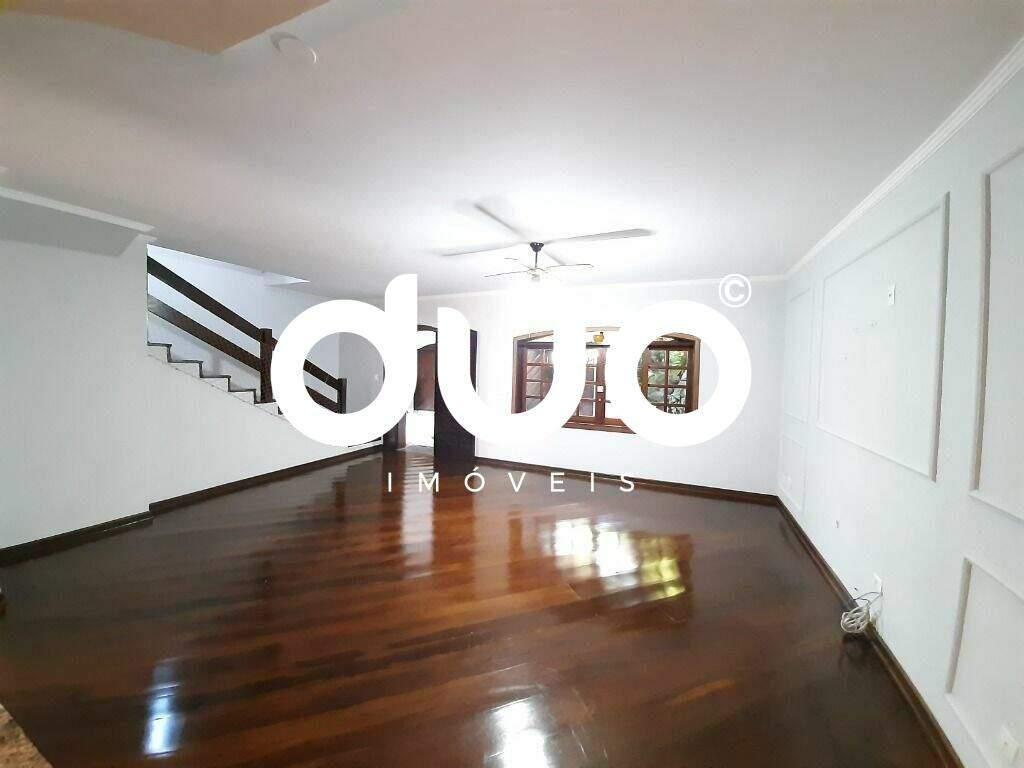 Casa à venda no Jardim Monumento: 