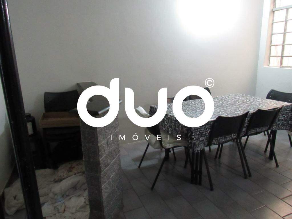 Casa à venda no Centro: 