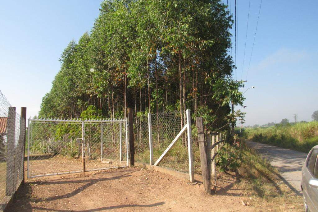 Área à venda no Santa Luzia: 
