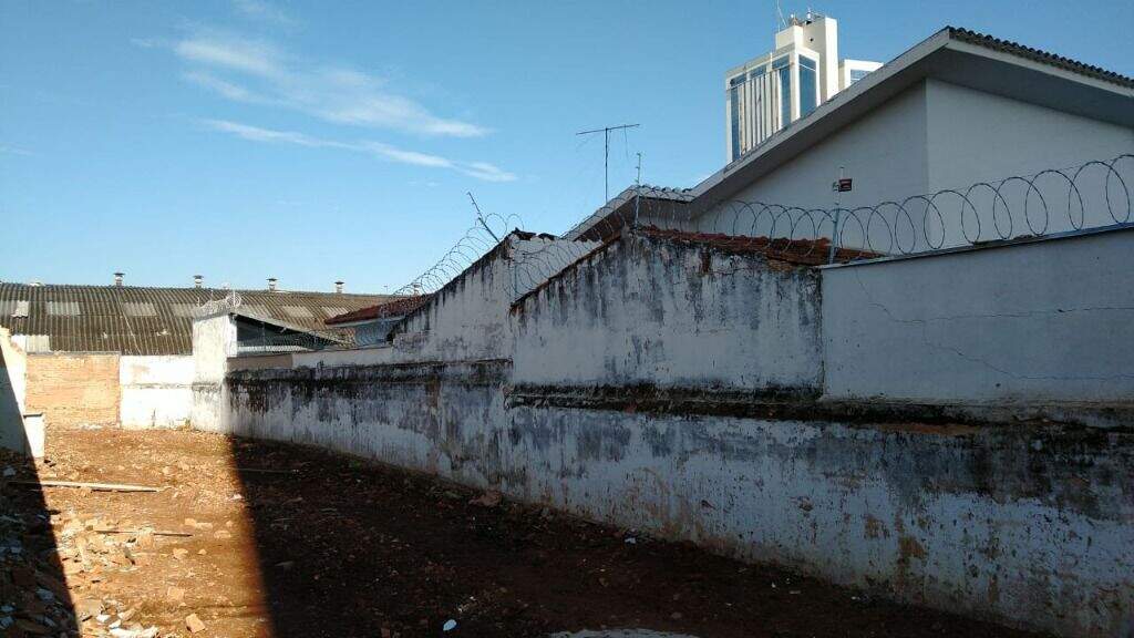 Terreno à venda no Alto: 