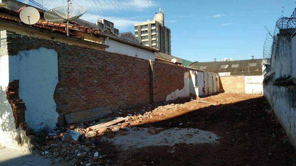 Terreno à venda no Alto: 