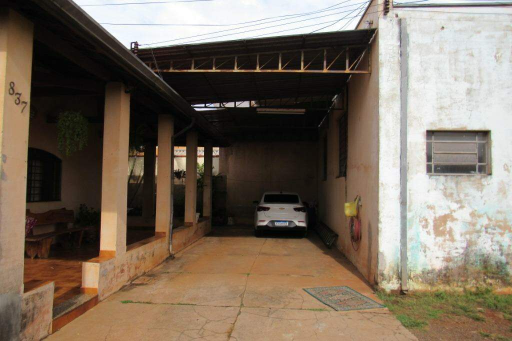 Barracão à venda no Jardim Astúrias I: 