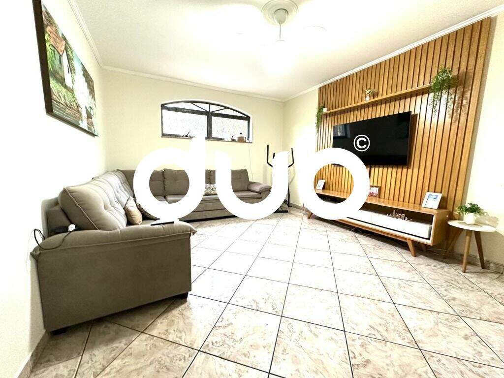 Casa à venda no Nhô Quim: 
