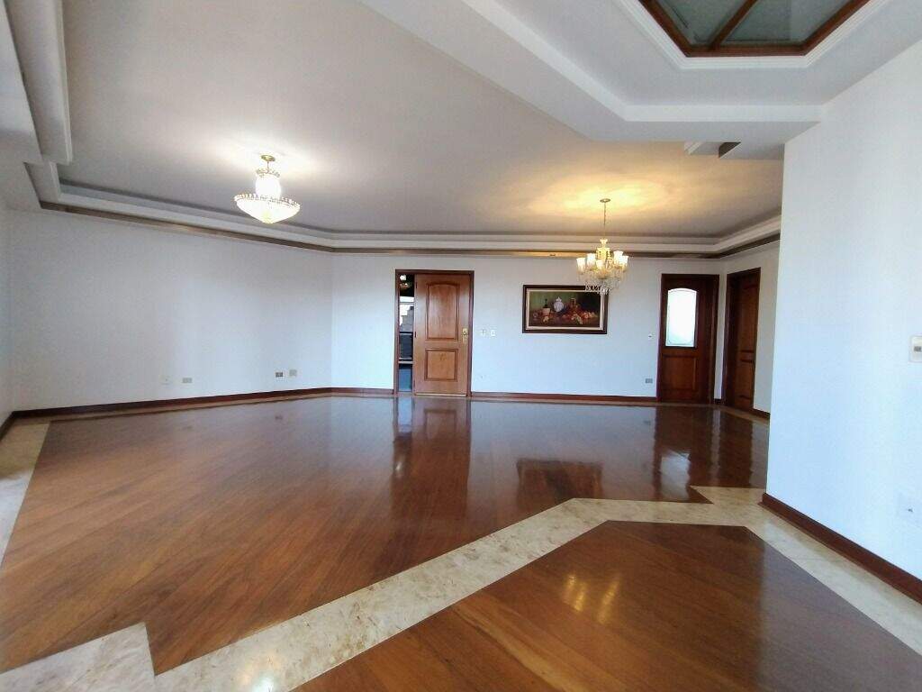 Apartamento à venda no Alto: 