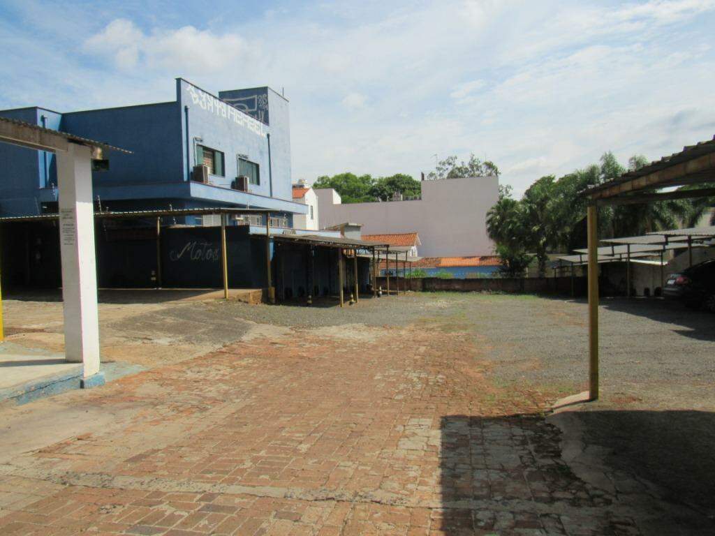 Terreno à venda no Centro: 