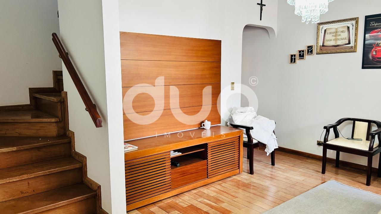 Casa à venda no Jardim Mercedes: 