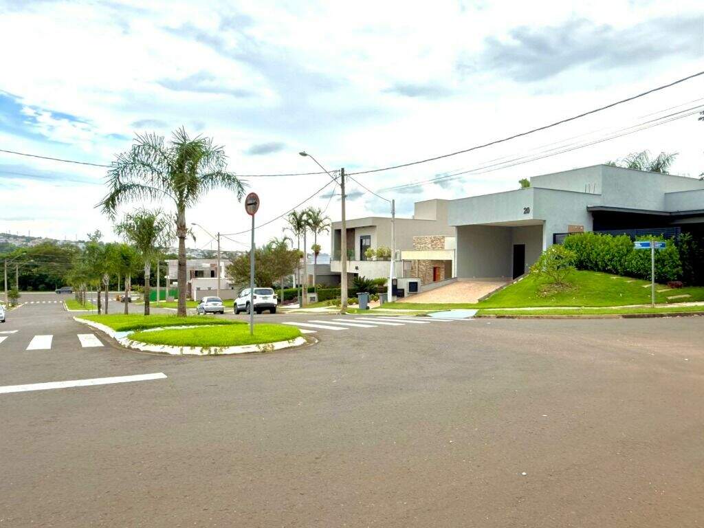 Terreno à venda no Santa Rosa: 