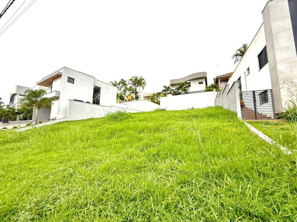 Terreno à venda no Santa Rosa: 