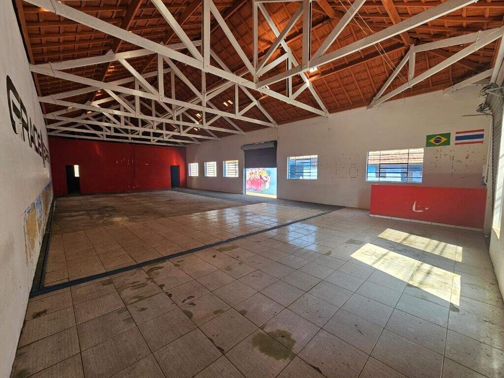 Barracão para aluguel no Alto: 
