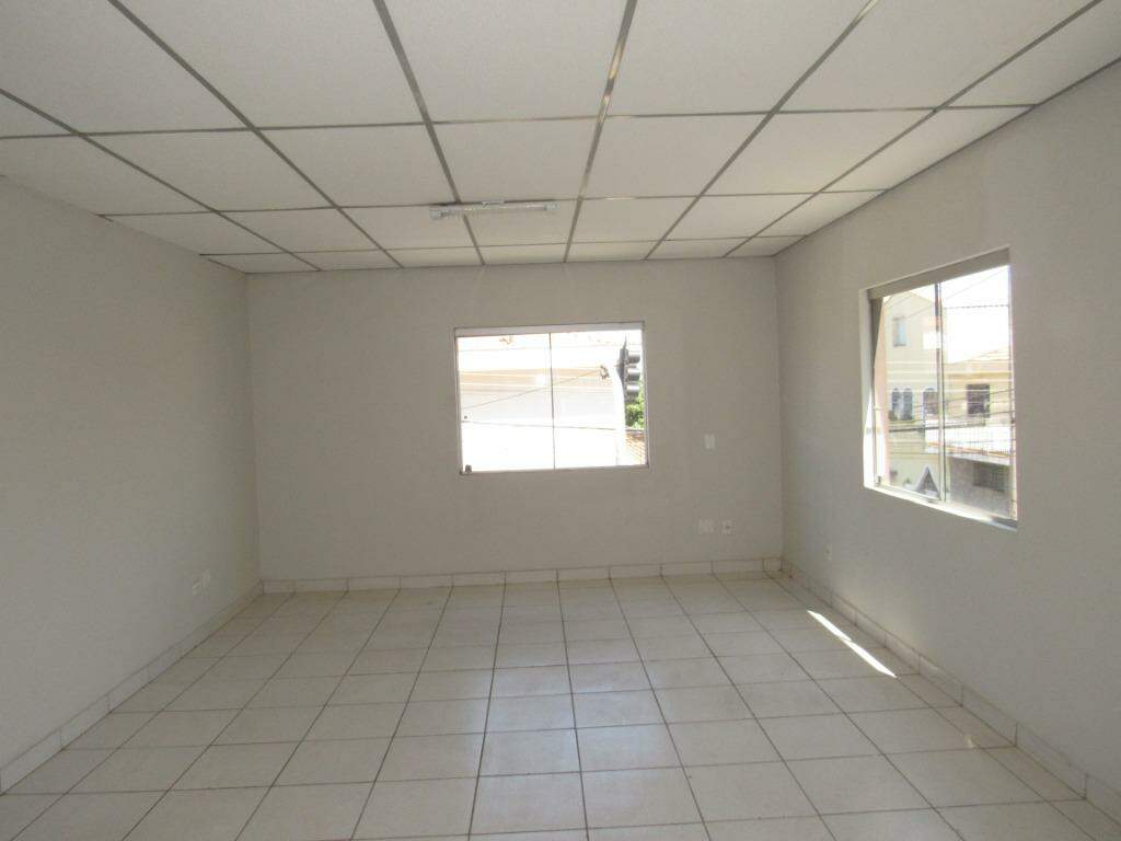 Sala para aluguel no Alto: 