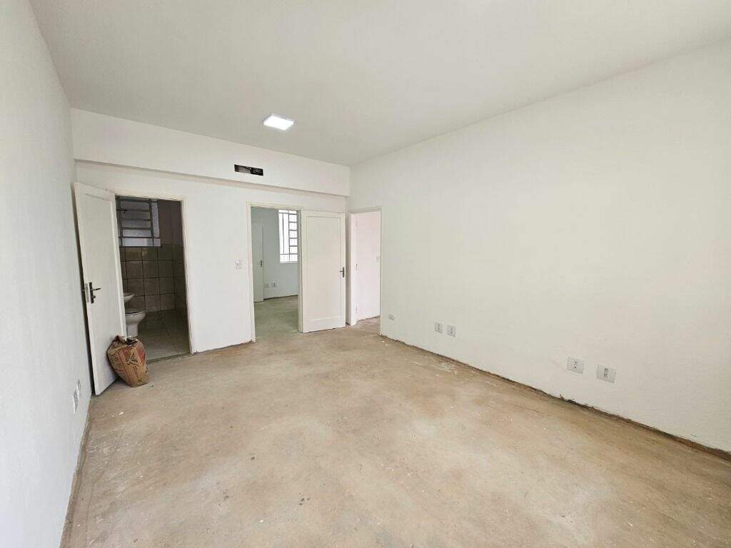 Sala para aluguel no Centro: 