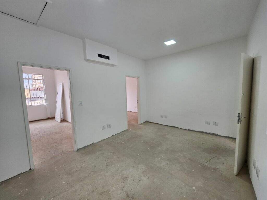 Sala para aluguel no Centro: 