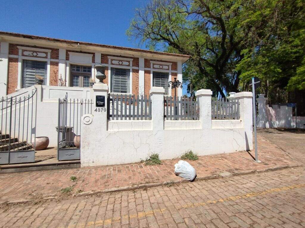Casa para aluguel no Monte Alegre: 