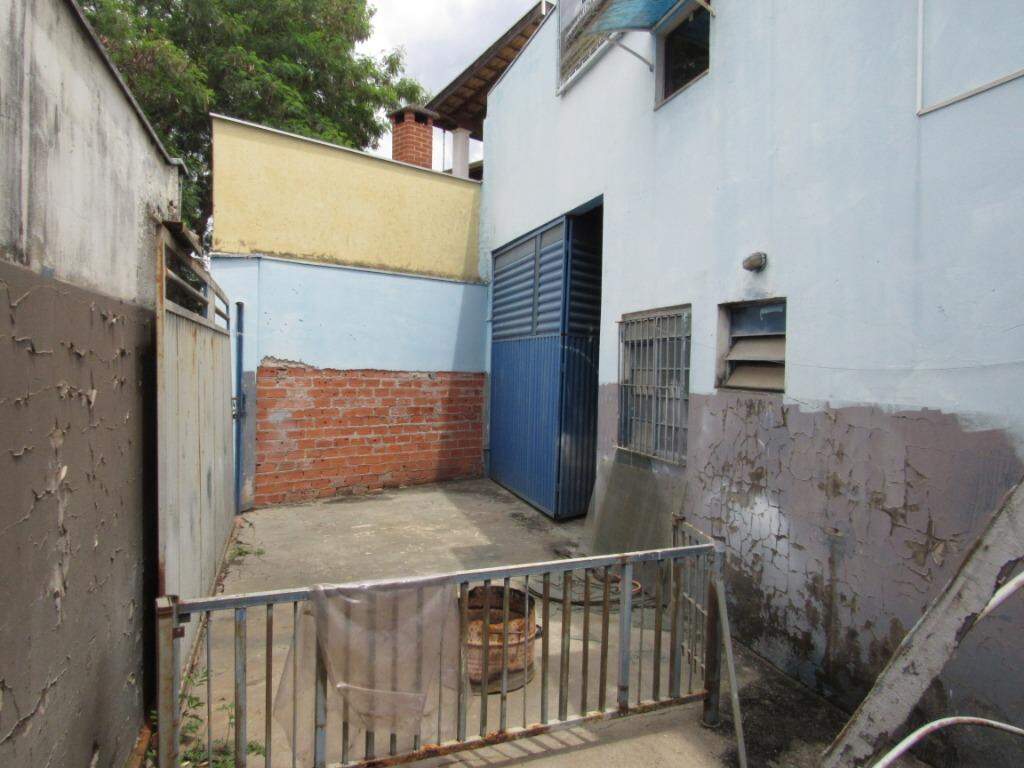 Barracão à venda no Vila Industrial: 
