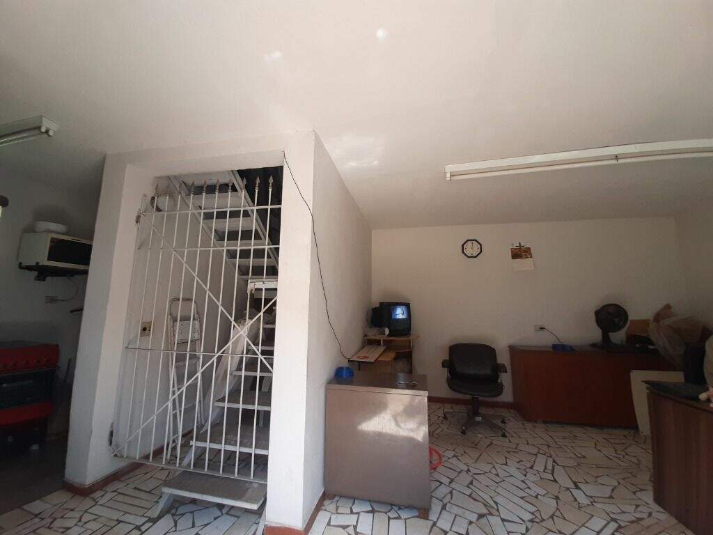 Área à venda no Santa Terezinha: 