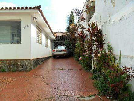 Casa à venda no Centro: 