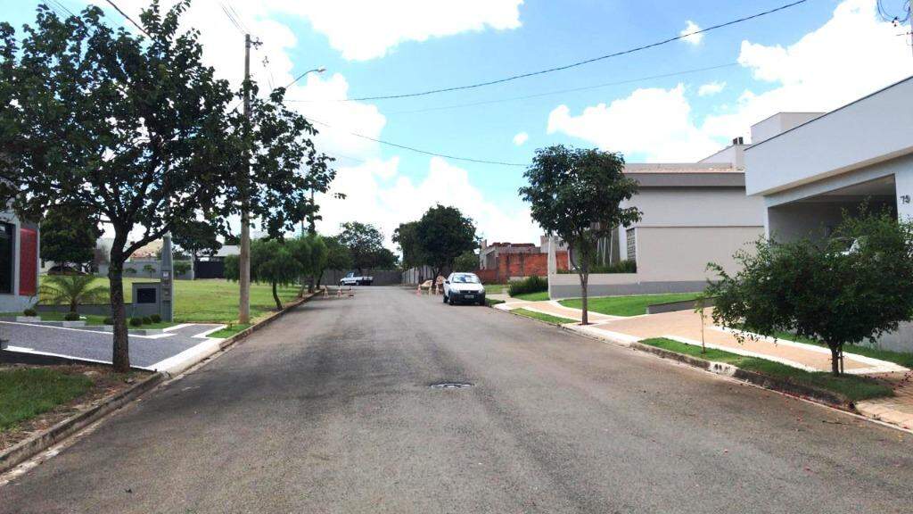 Terreno à venda no Água Branca: 