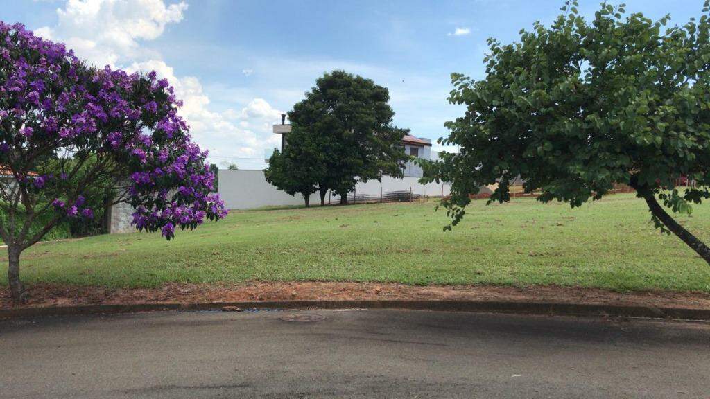 Terreno à venda no Água Branca: 