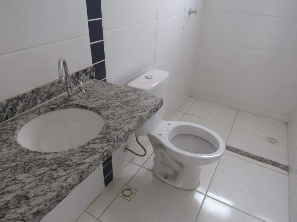 Apartamento à venda no Jardim Nova Iguaçu: Apartamento com 2 dormitórios à venda, 58 m² por R$ 210.000 - Dois Córregos - Piracicaba/SP