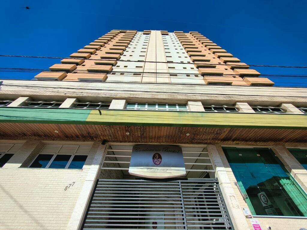 Apartamento para aluguel no Alto: 