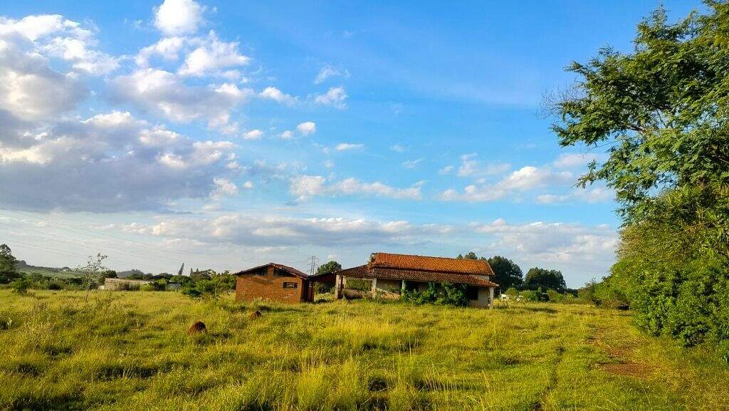 Área à venda no Água Seca: 