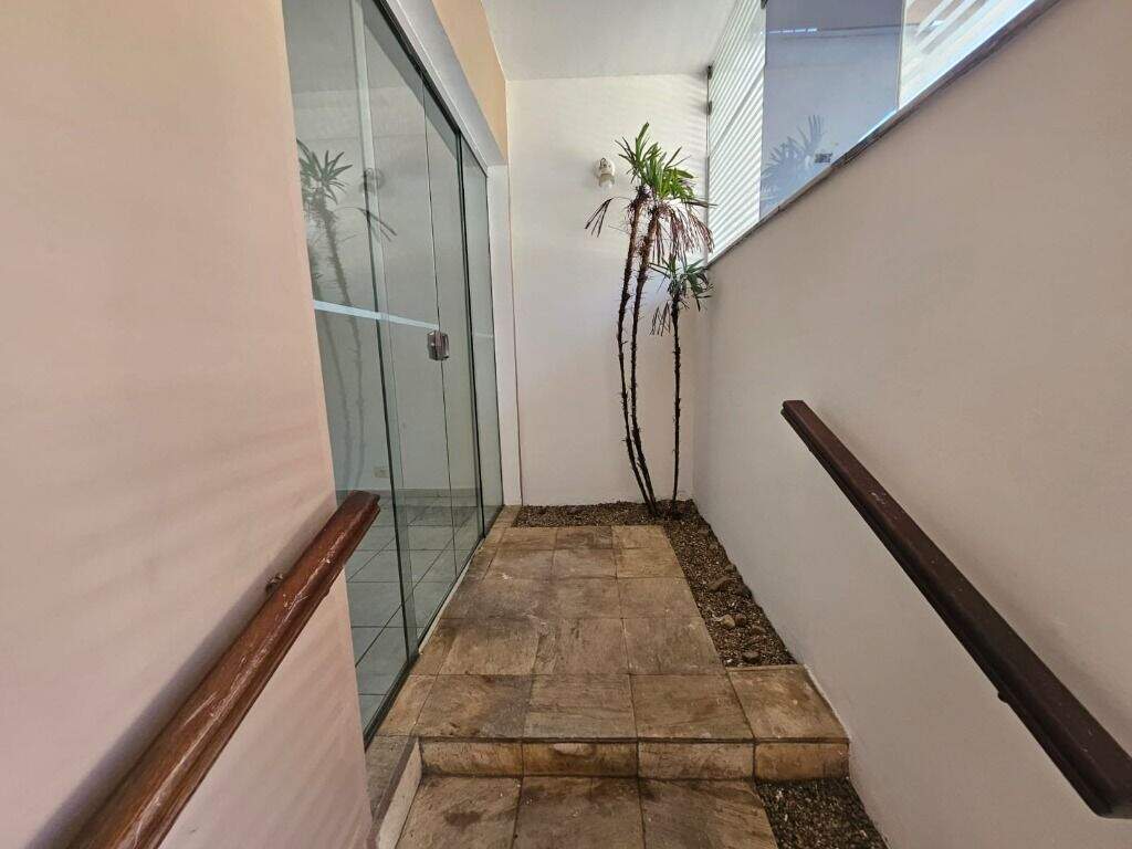Casa para aluguel no Centro: 