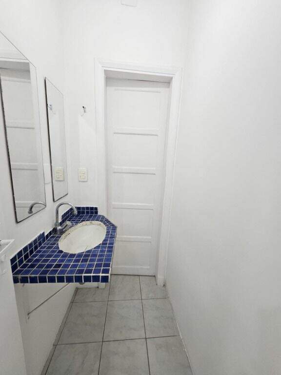 Casa para aluguel no Centro: 