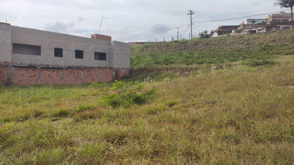 Terreno à venda no Parque Residencial Monte Rey III: 