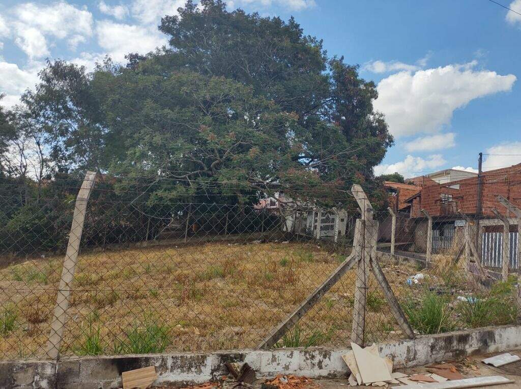 Terreno à venda no Parque Residencial Monte Rey III: 