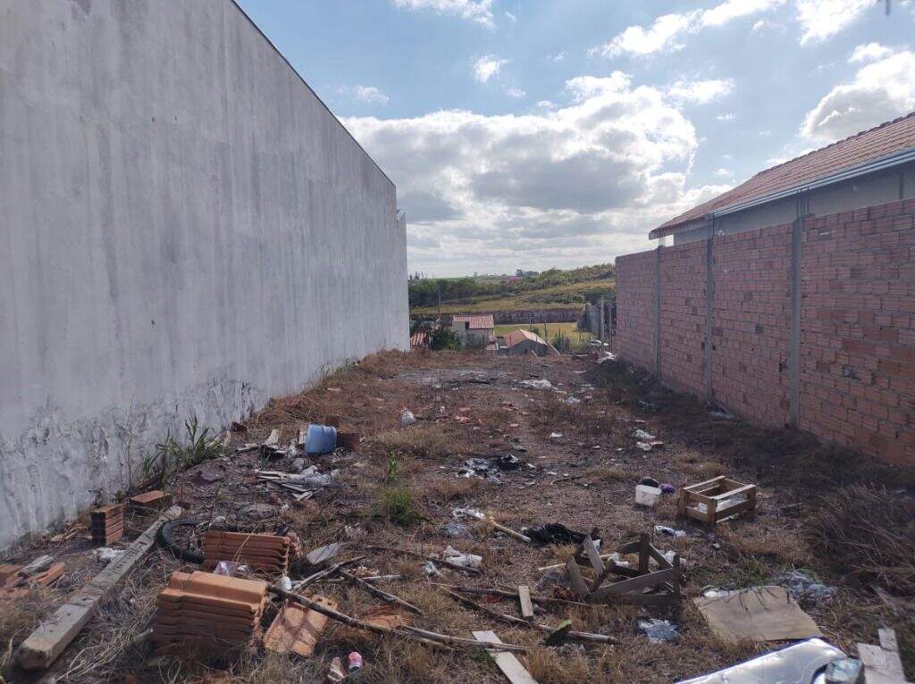 Terreno à venda no Parque Residencial Monte Rey III: 