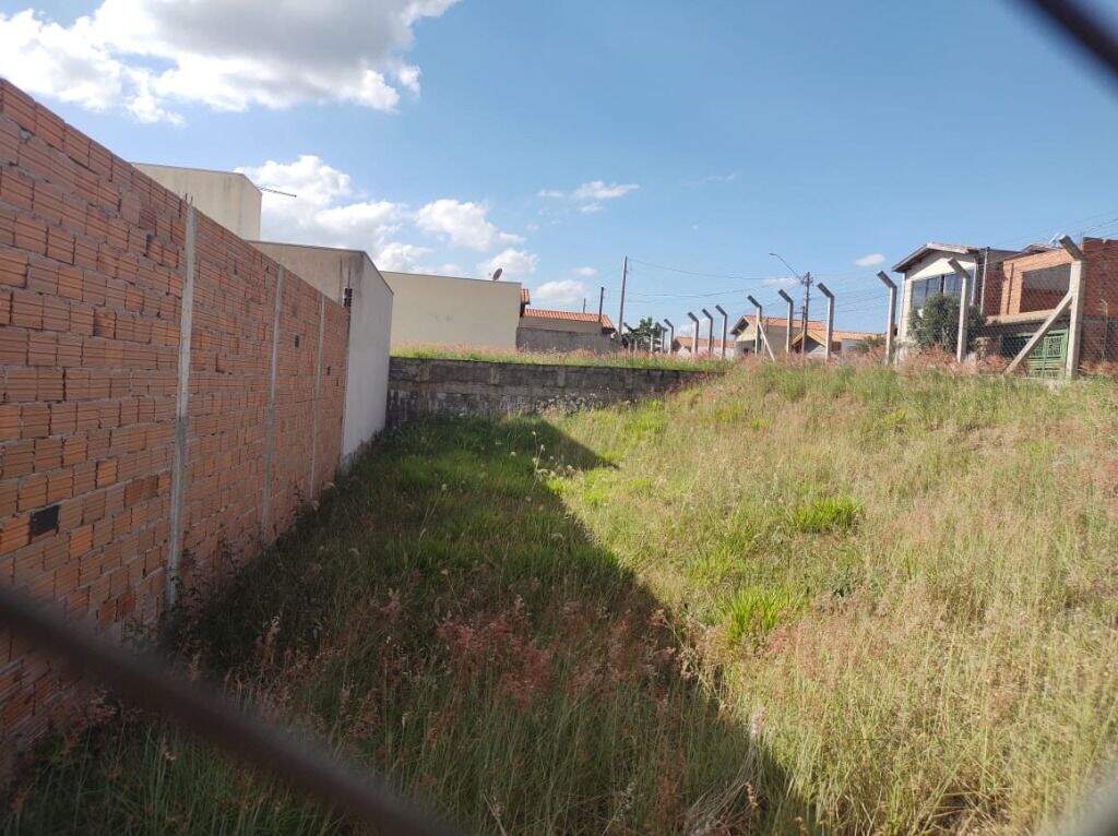 Terreno à venda no Jardim Residencial Javary I: 