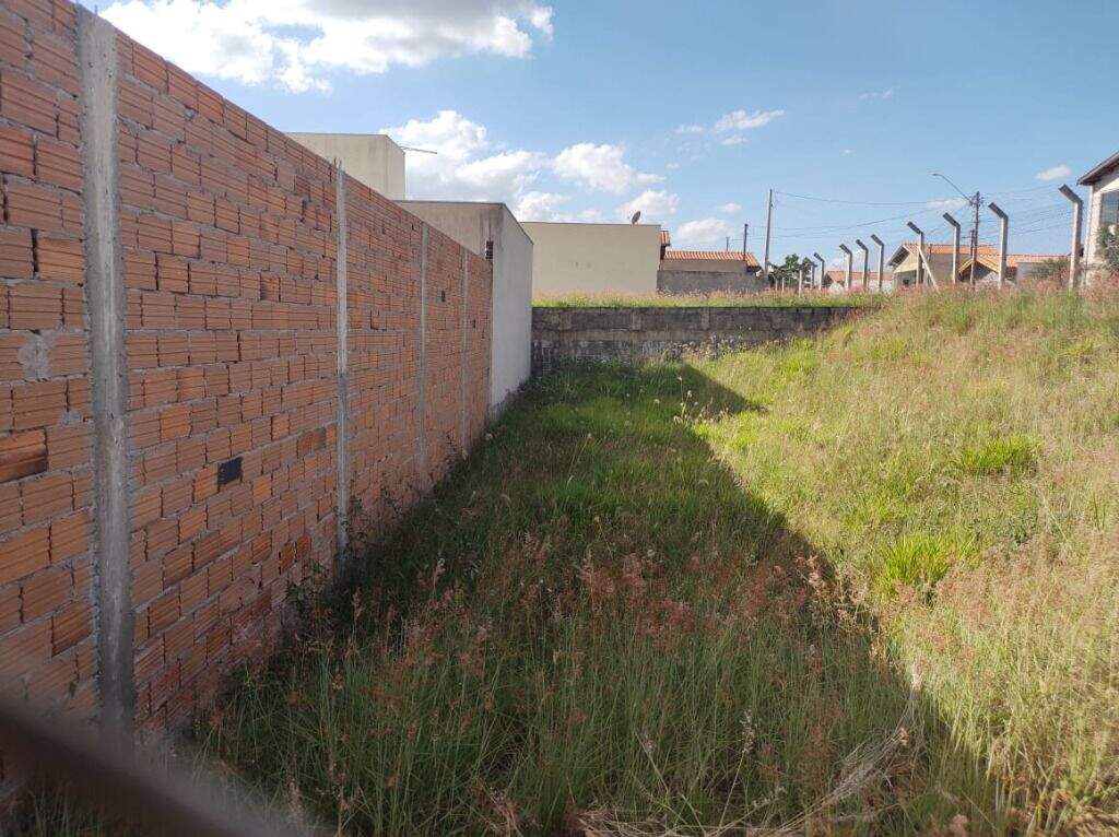Terreno à venda no Jardim Residencial Javary I: 
