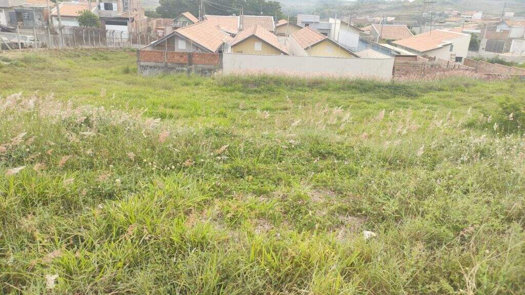 Terreno à venda no Parque Residencial Monte Rey III: 