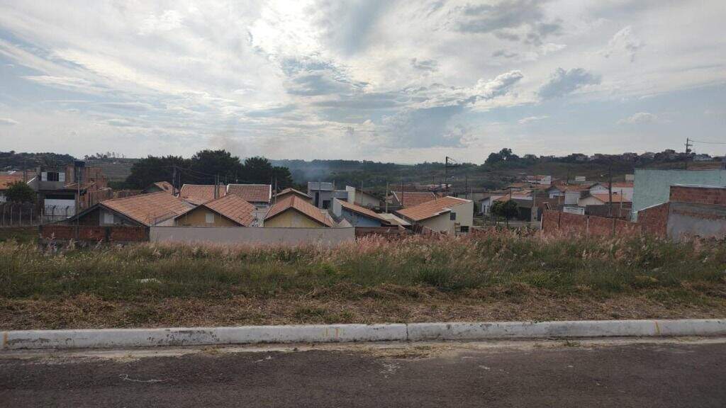 Terreno à venda no Parque Residencial Monte Rey III: 